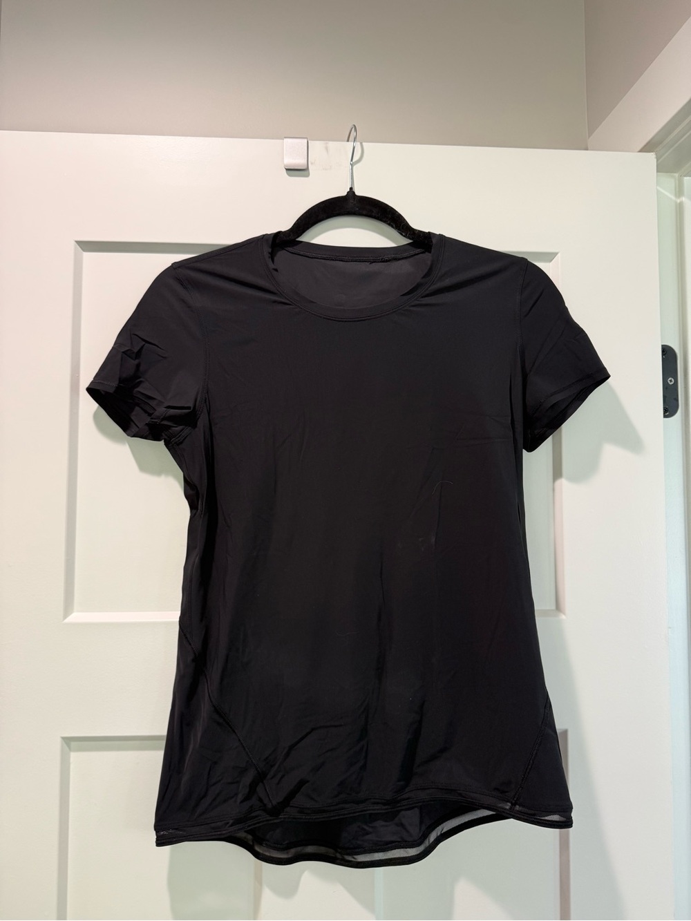 Lululemon black top